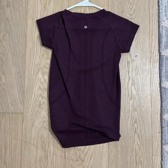 Lululemon maroon swiftly tech - Picture 2 of 4